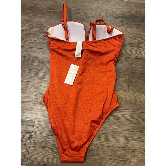 NWT Cupshe Swimsuit -Tummy control - Picture 3 of 4